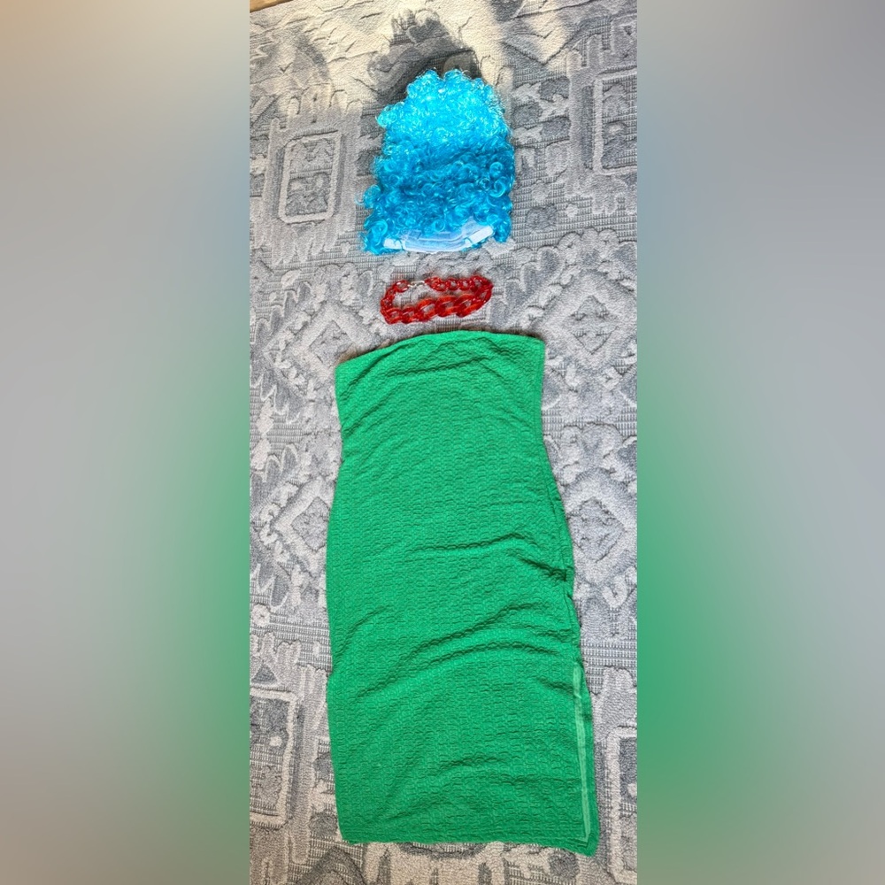 Margs Simpson Costume Green Strapless Dress with Blue Wig and Red Necklace